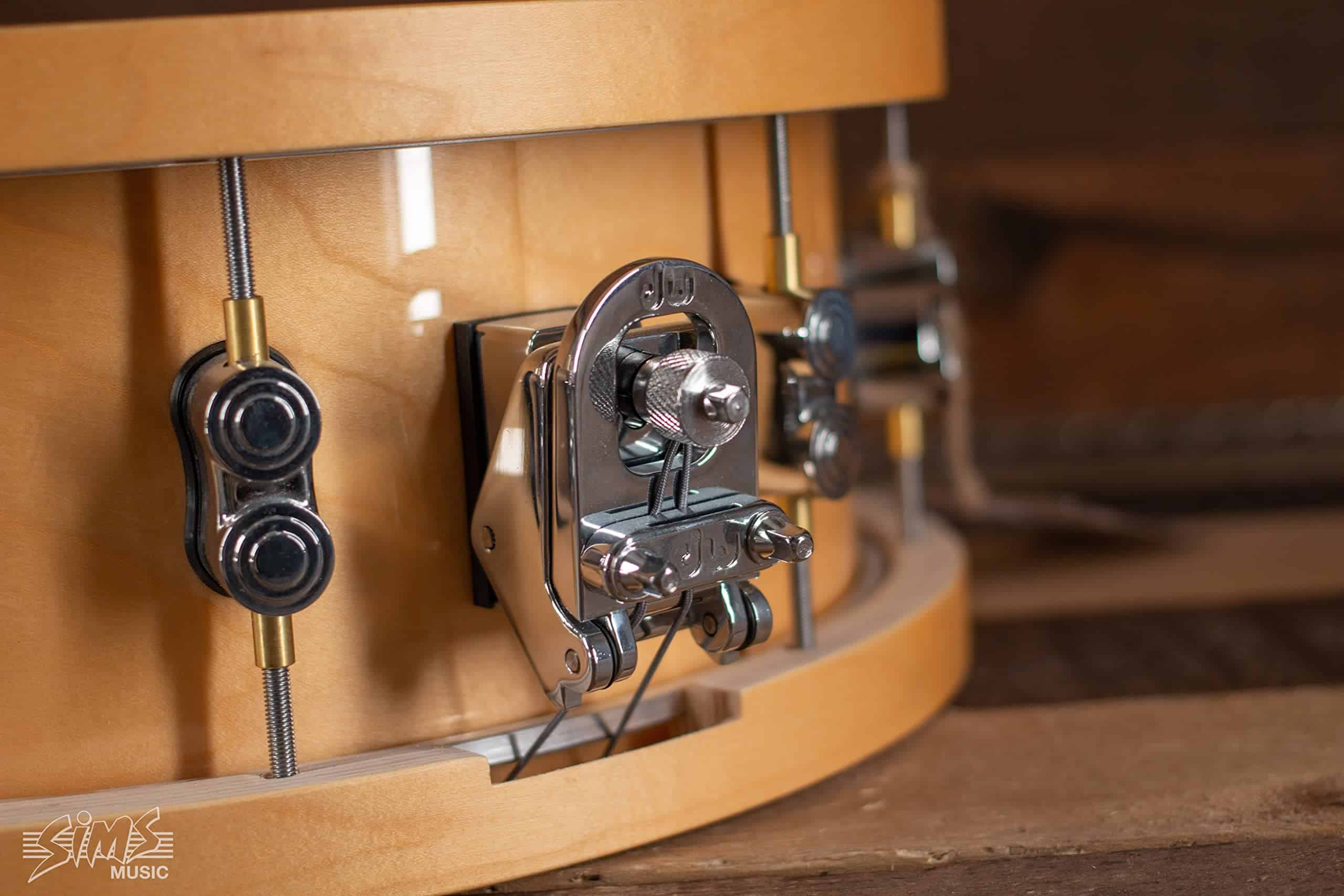 Tambor de Arce de 20 Capas con Aros de Madera y Herrajes - Imagen 5