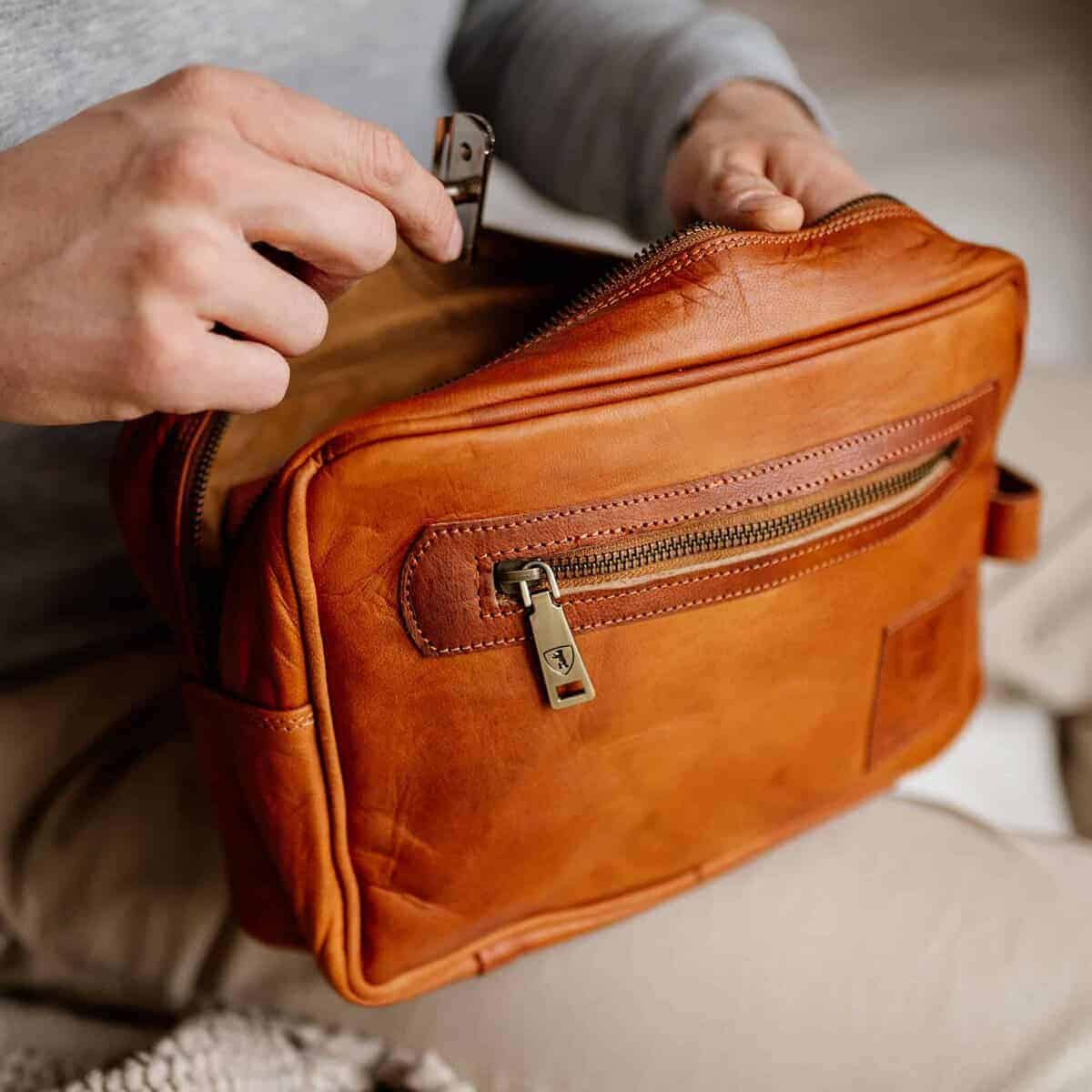 Bolsa de aseo de cuero genuino vintage BERLINER BAGS Paul, - Imagen 3