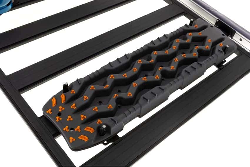 Soporte de Alfombrillas de Tracción para Base Rack ARB - Imagen 7