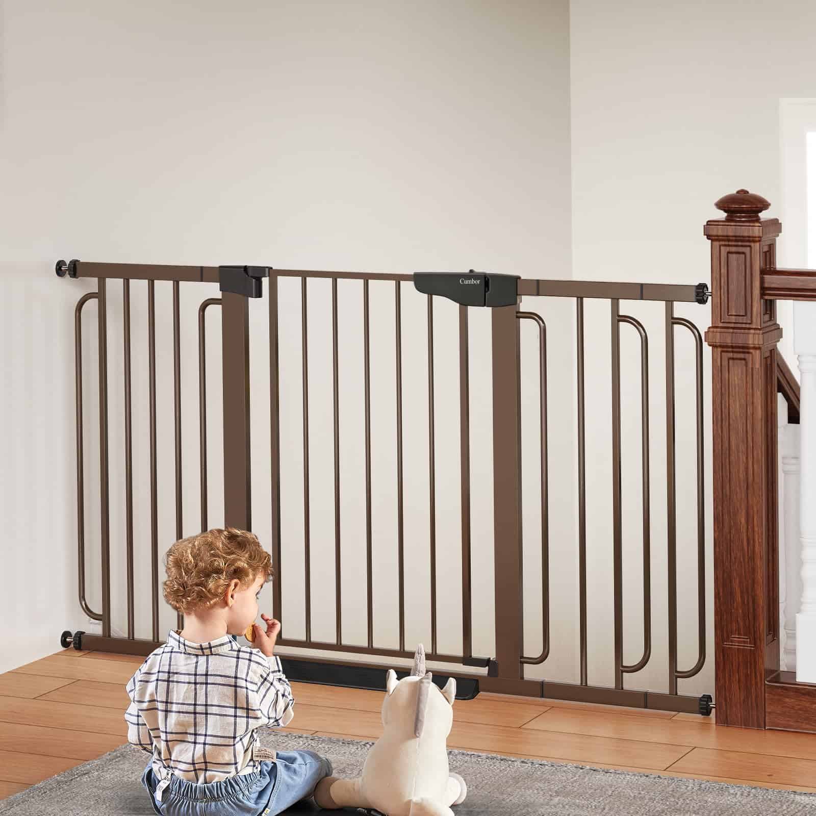 Puerta de bebé extra ancha Cumbor 29.7-57" -Brown