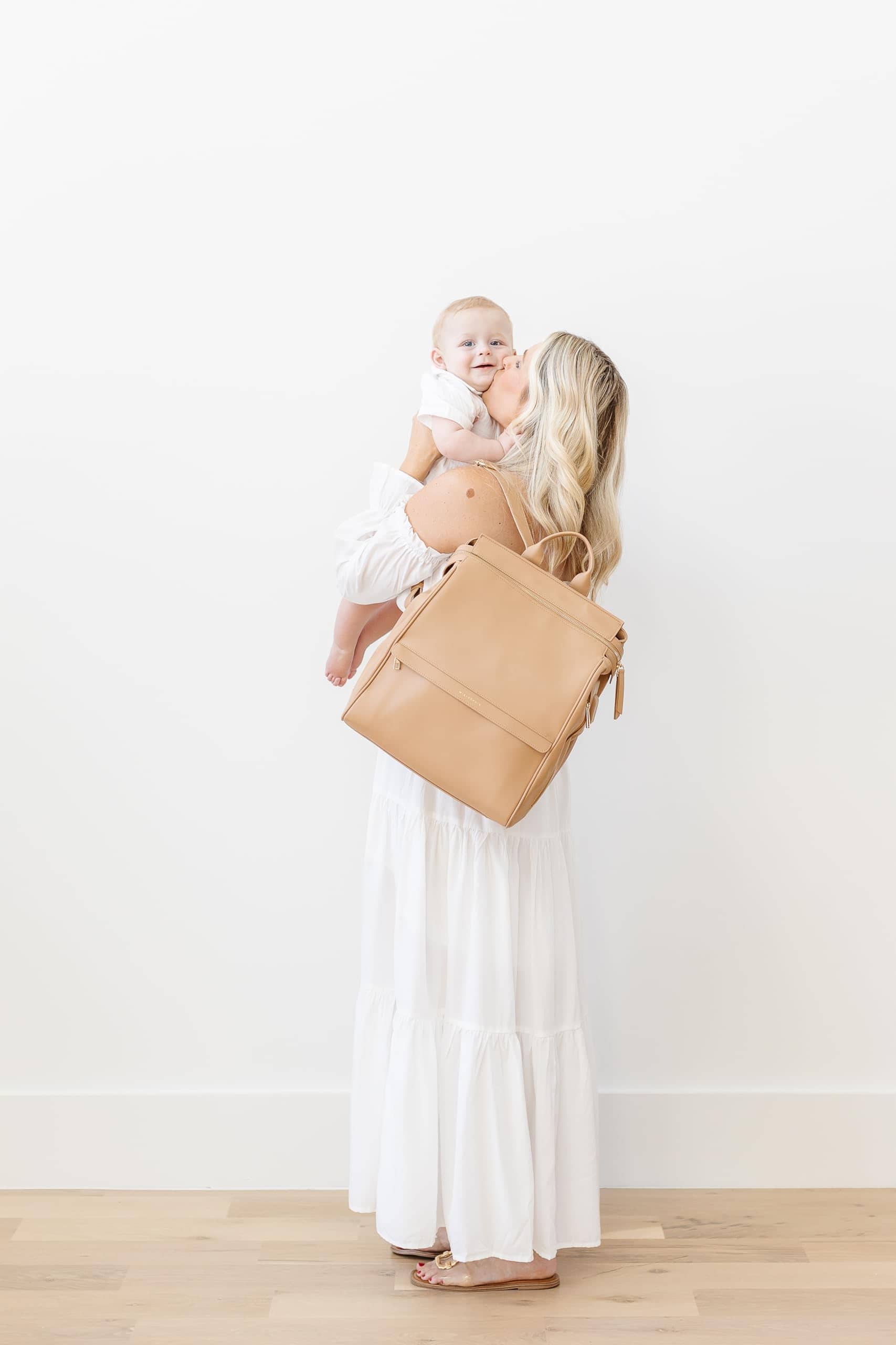 Mochila de Cuero para Pañales MIA + SOPHIA -Marrón Sophia - Imagen 7