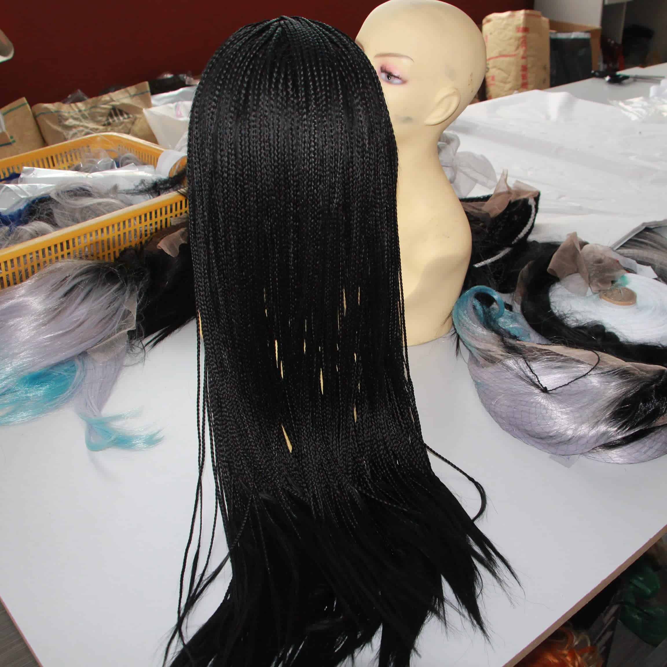 Pelucas de Encaje Frontal Sintético Trenzas Micro Negras - Imagen 8