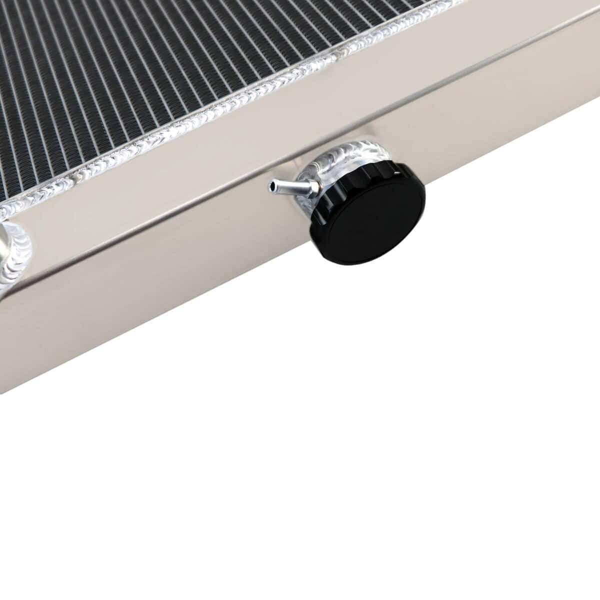 Radiador de aluminio de 3 filas RadySpeed para Jeep CJ5 CJ6 - Imagen 6