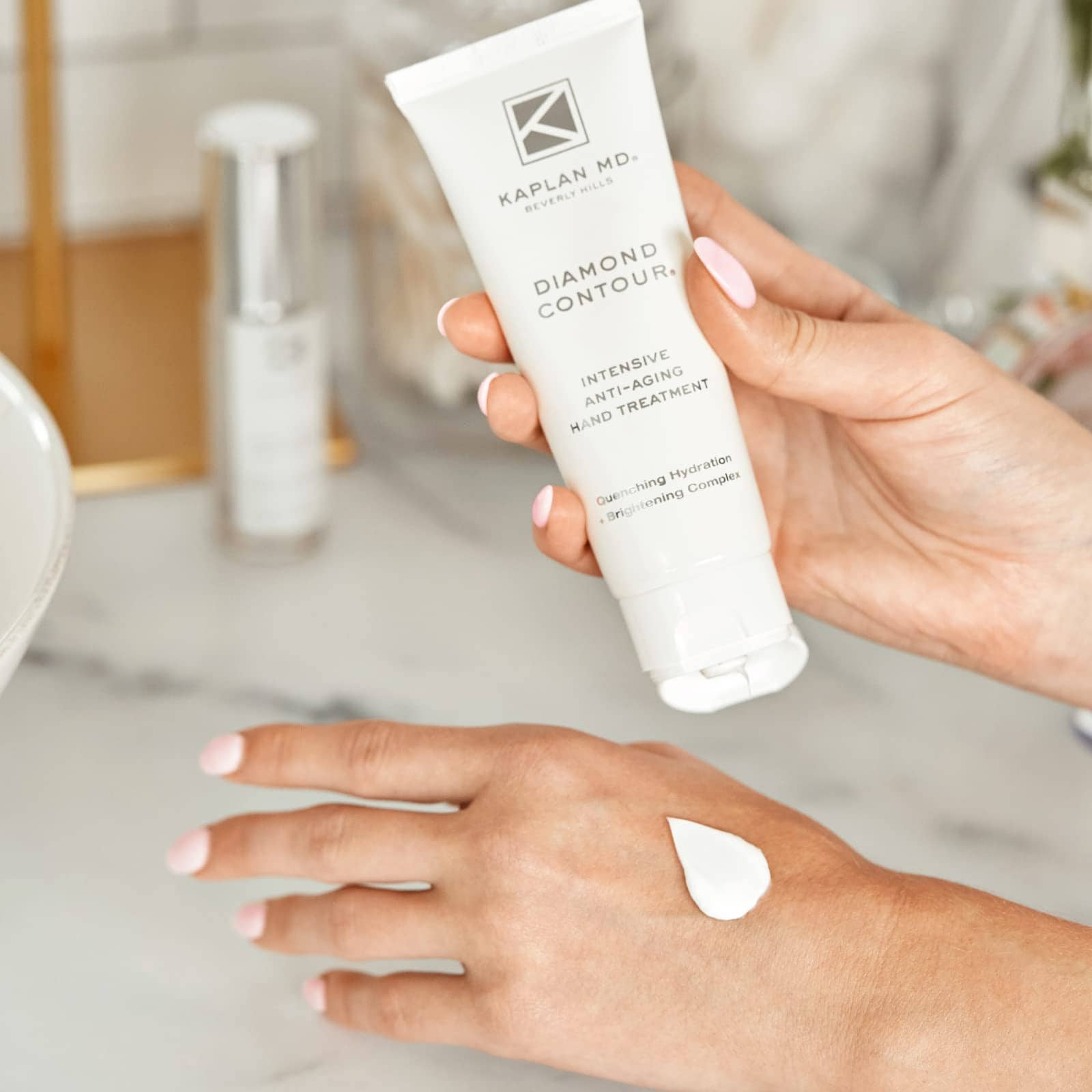 Tratamiento Intensivo Anti-Envejecimiento para Manos - Imagen 6