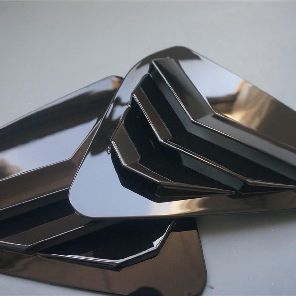 Ziwen 2X Sport Gloss Black Quarter Window Scoops Louvers - Imagen 5