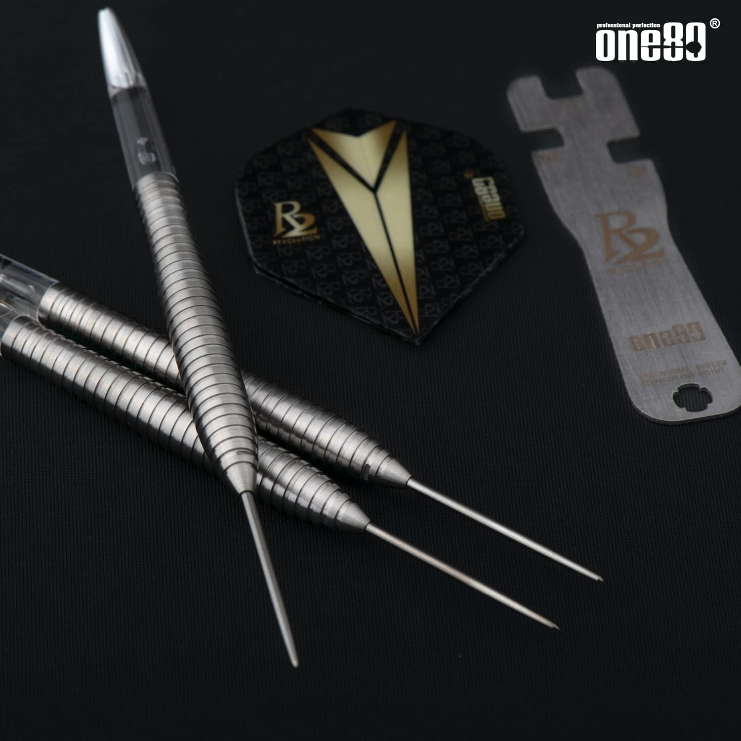 ONE80 Juego de Dardos de Punta de Acero de -tile 24g) - Imagen 8