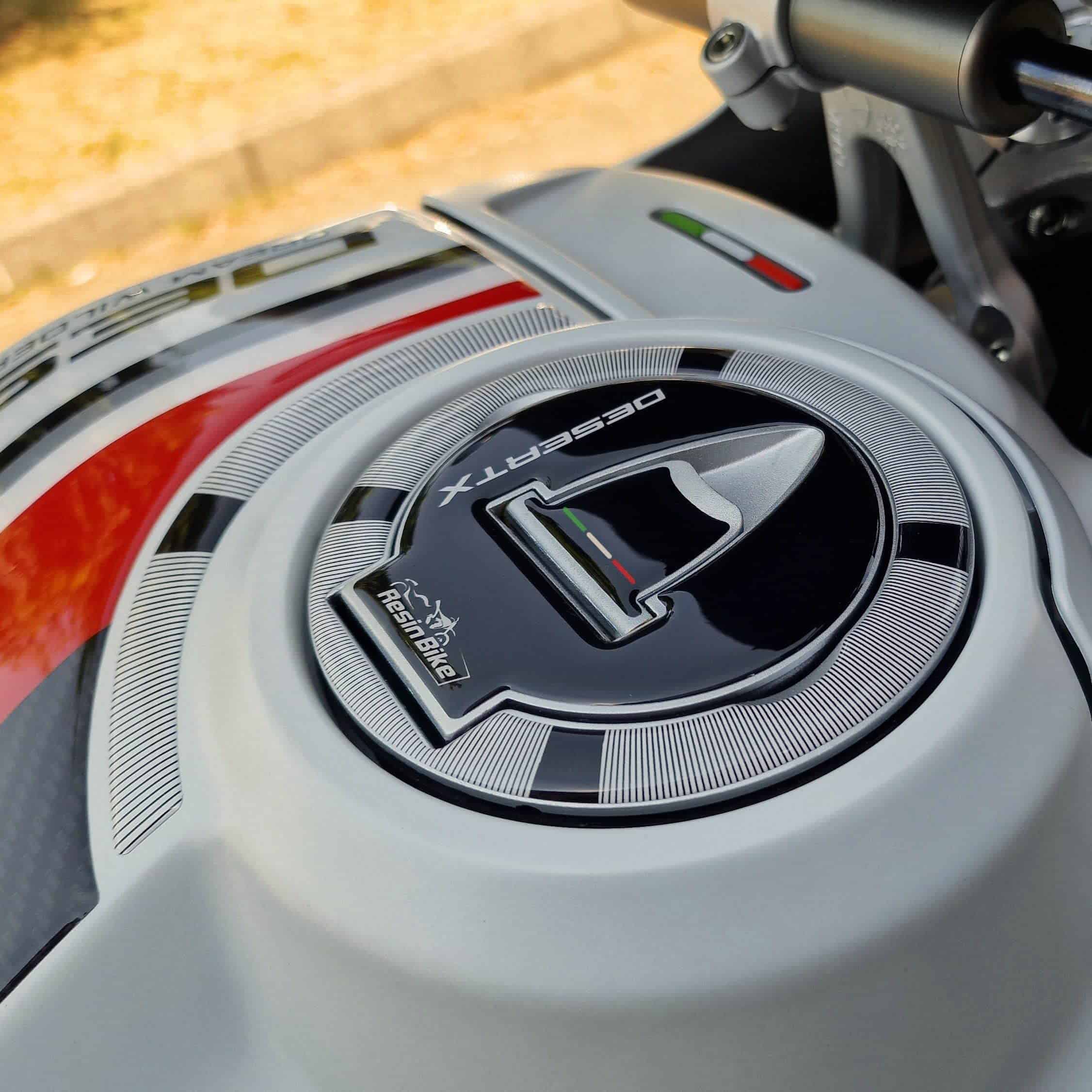 Calcomanías de Motocicleta 3D de Resina -Protector de Tapa d - Imagen 5