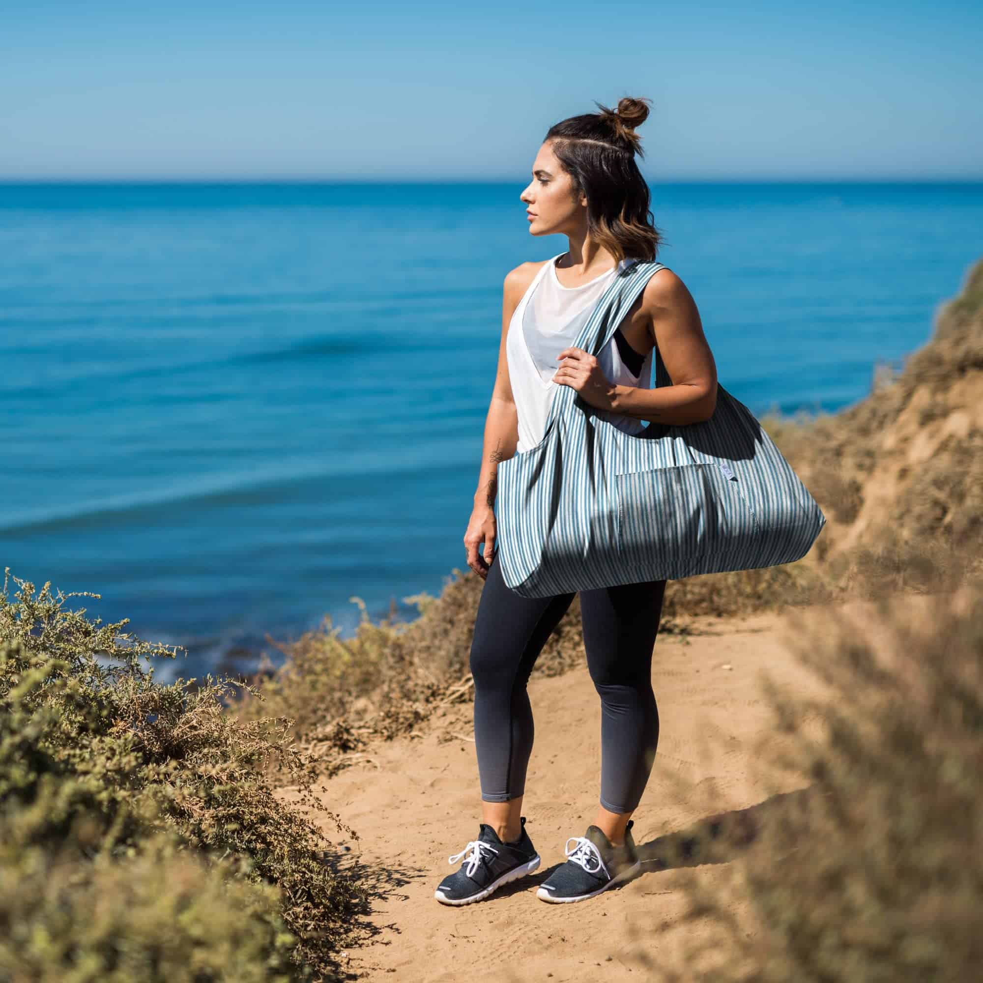 Yogiii Large Yoga Mat Carrier | El Original YogiiiTotePRO - Imagen 4