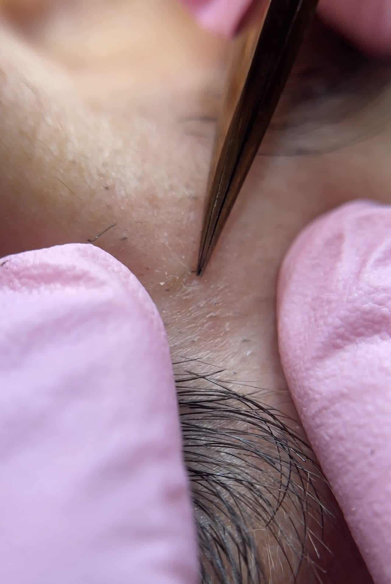 Set de Pinzas y tijeras NC Brows para remover vello (3) - Imagen 6