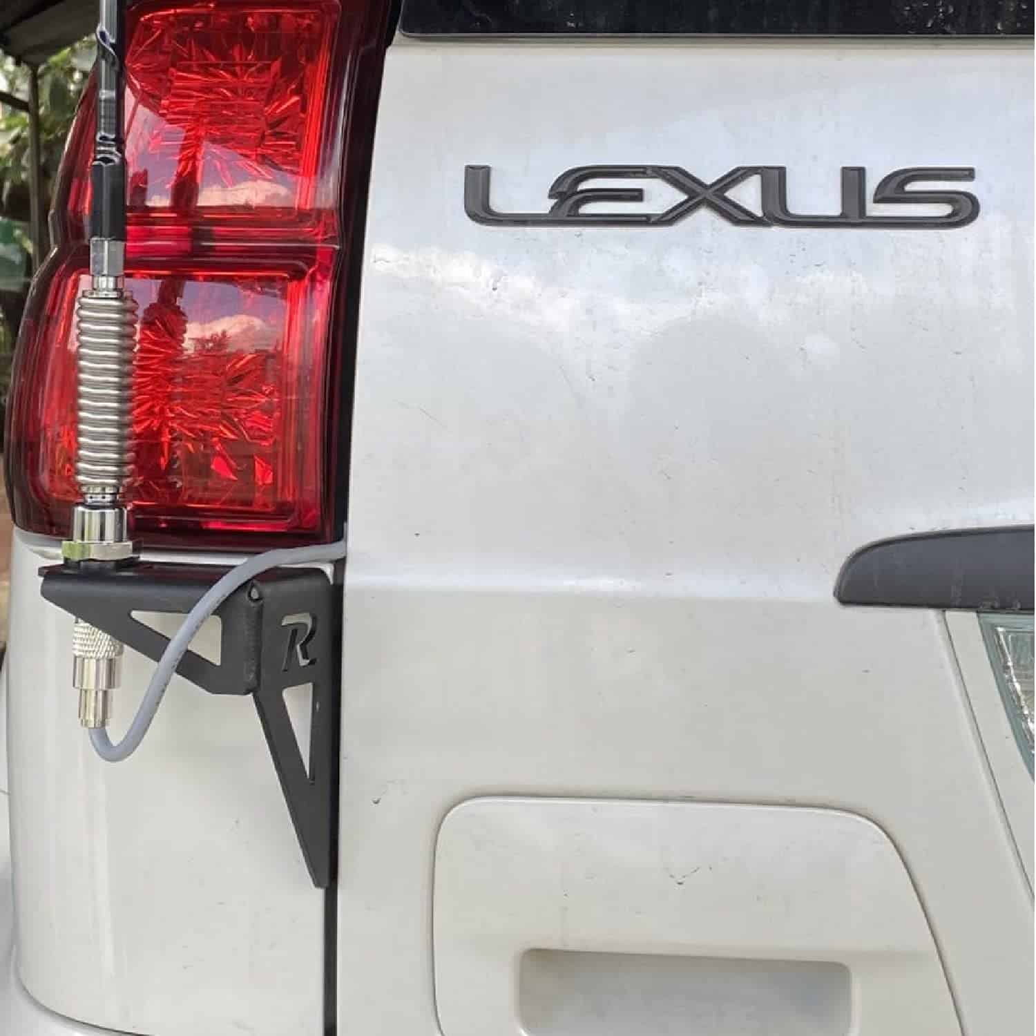 Soporte de Antena CB para Lexus GX 470 | Lado del Conductor - Imagen 4