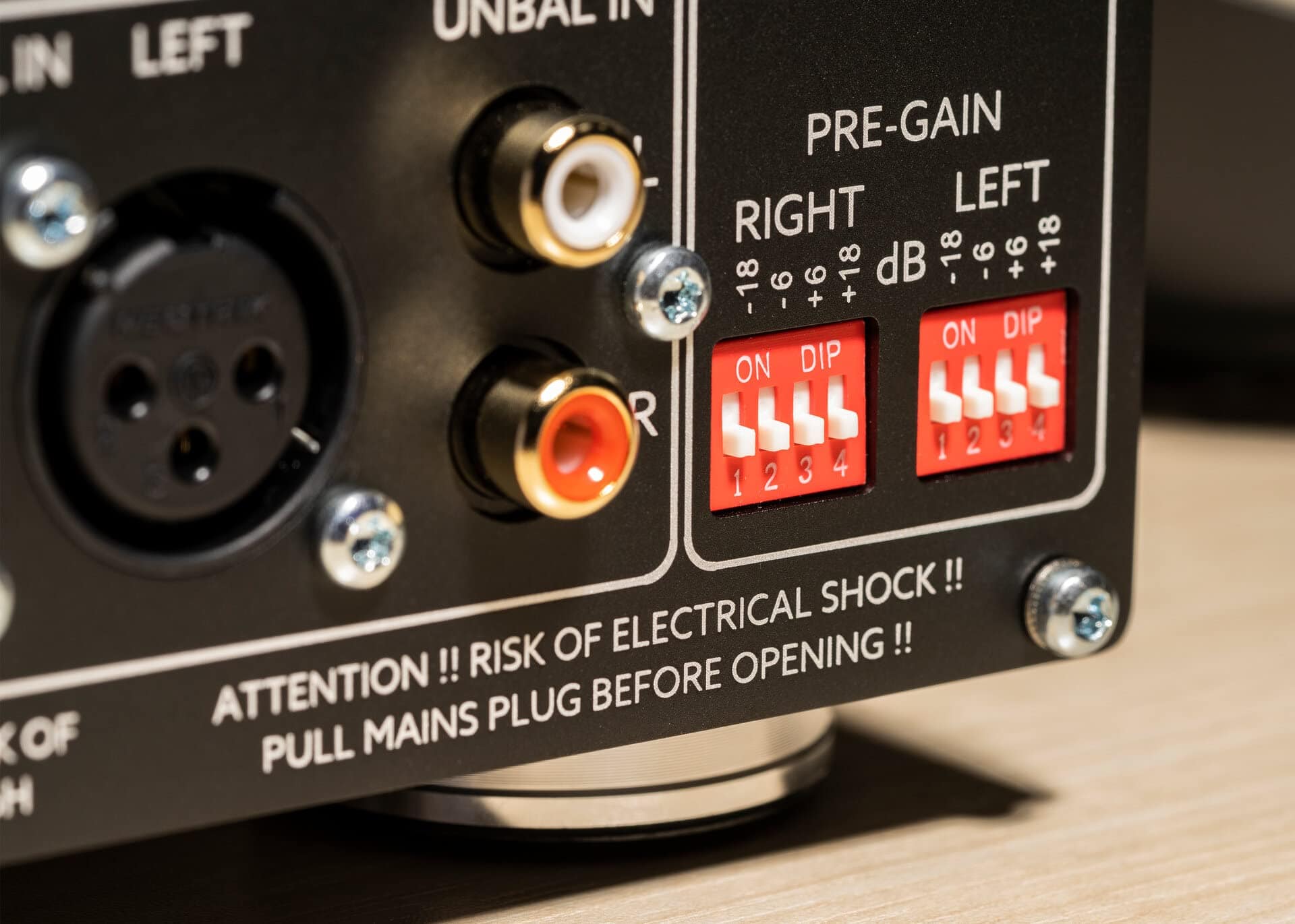 Amplificador de Auriculares Violectric V202 Negro - Imagen 5