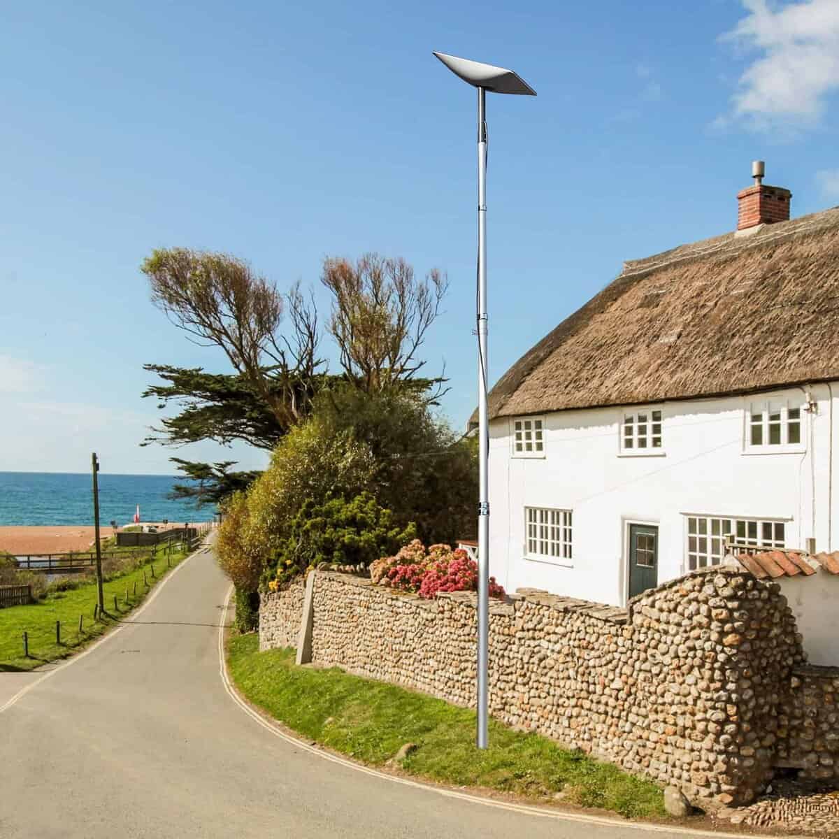 Poste telescópico de EEZ RV Products con adaptador Starlink - Imagen 6