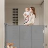 Puertas de bebé retráctiles de 71" con diseño de barra