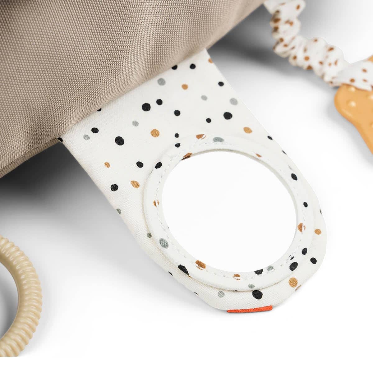 Juguete de actividad Croco Sand Tummy Time de Done by Deer - Imagen 6