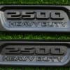 2pack Nuevos Emblemas Pesados de 2500 Lado Izquierdo
