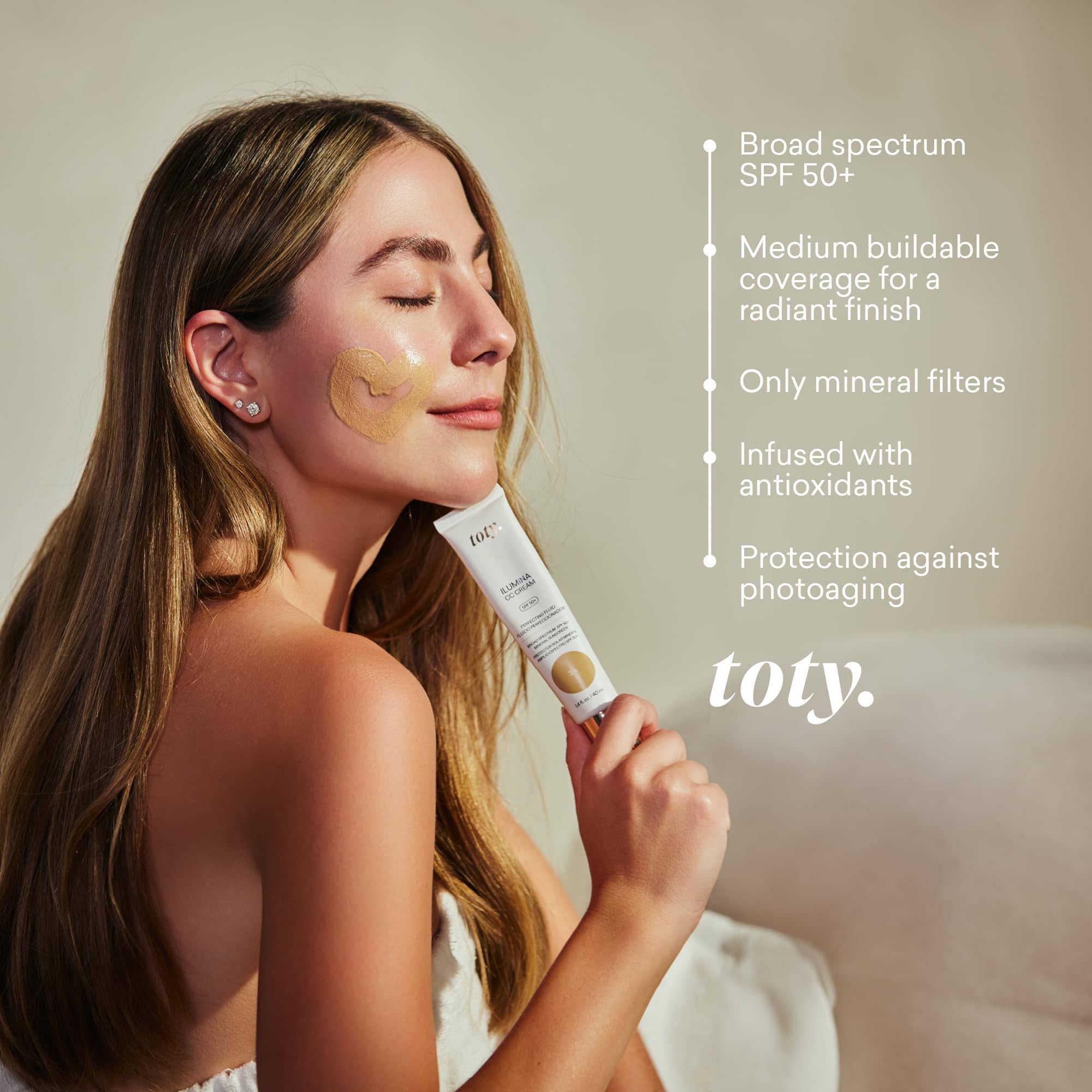 Toty by Sofia Vergara - CC Cream lumina SPF 50+, Crema - Imagen 9