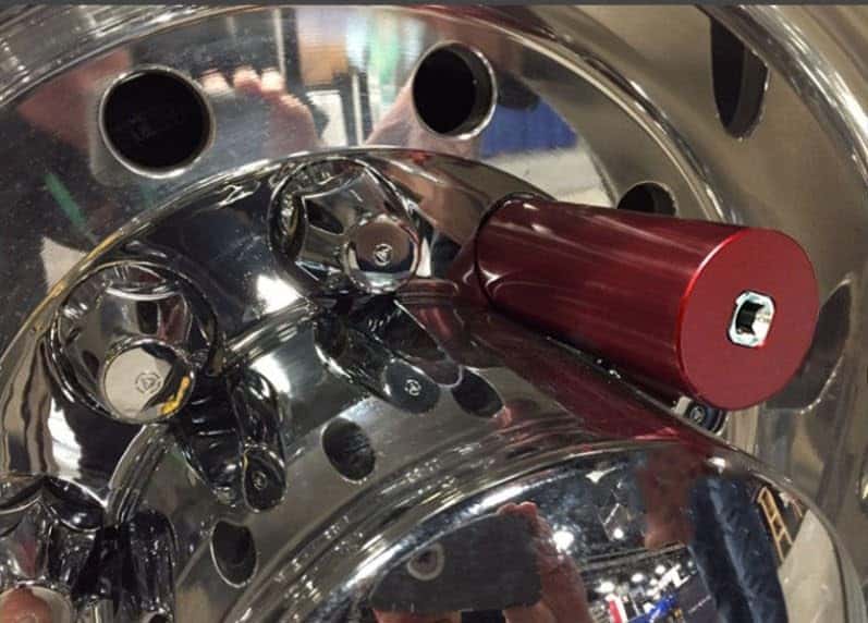 Herramienta para Cubre tuercas de Eje de Rosca Pesada - Imagen 8