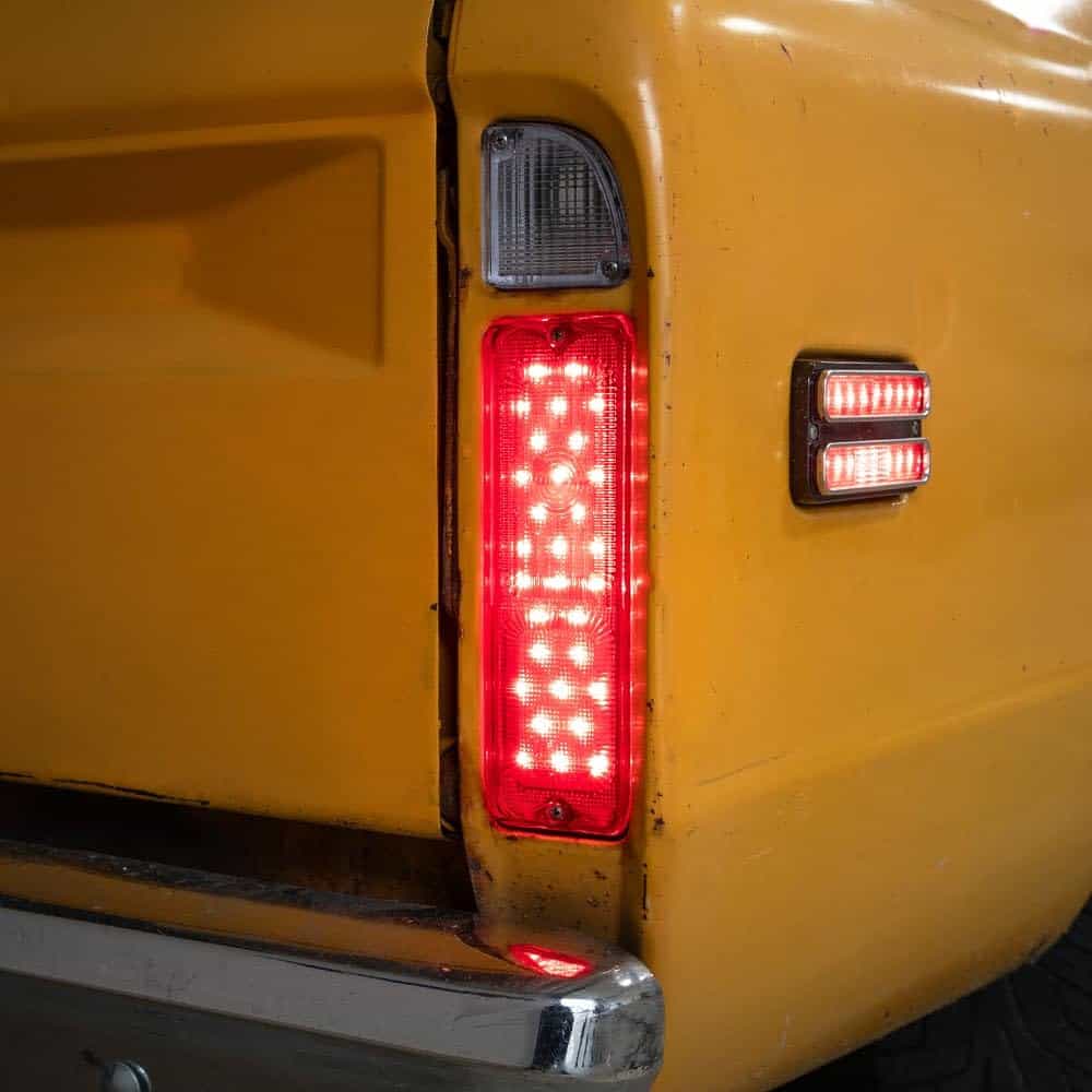 Kit de luces LED rojas LEDGlow RestoLights compatibles con - Imagen 9