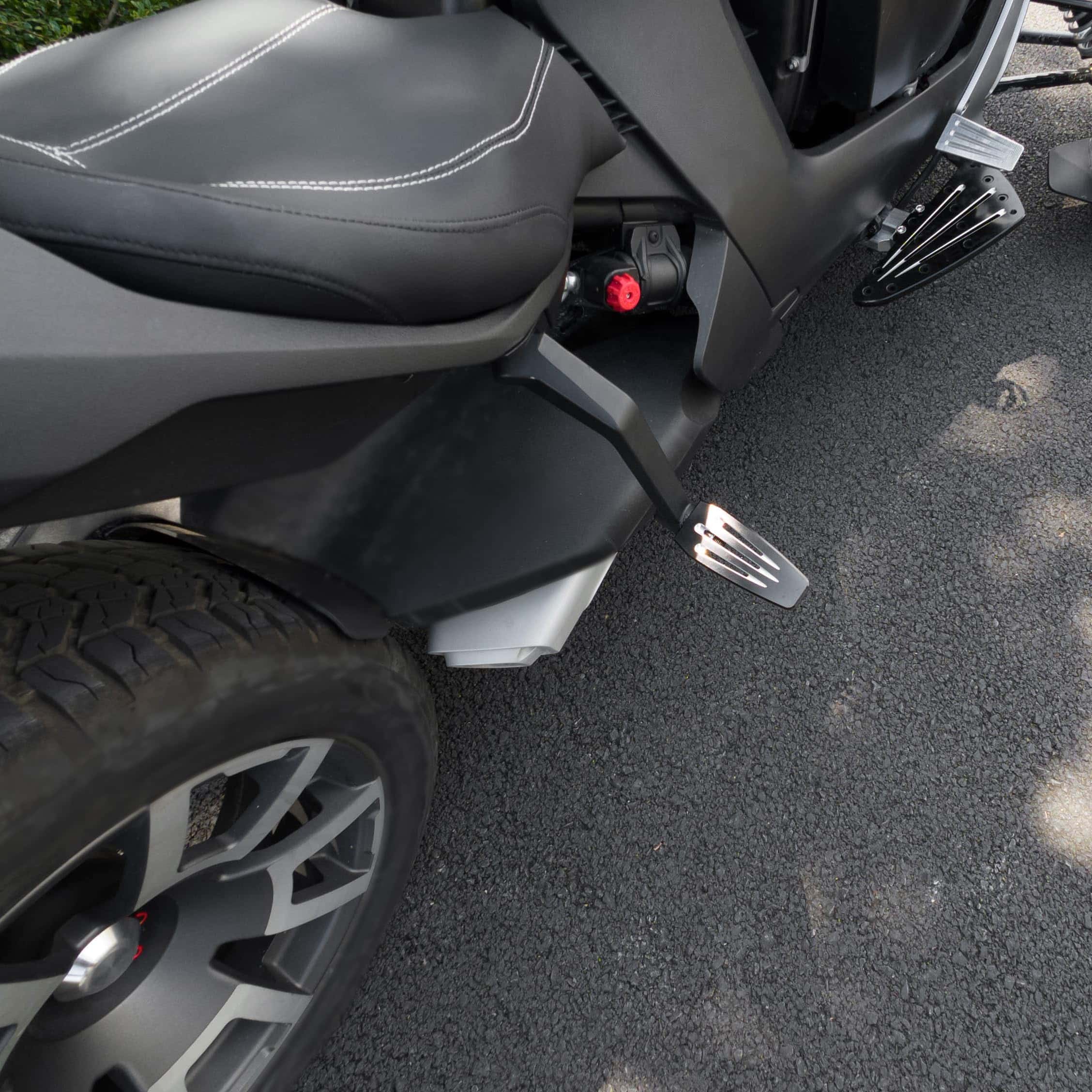 Asiento trasero para pasajero Hutexico con reposapiés - Imagen 6