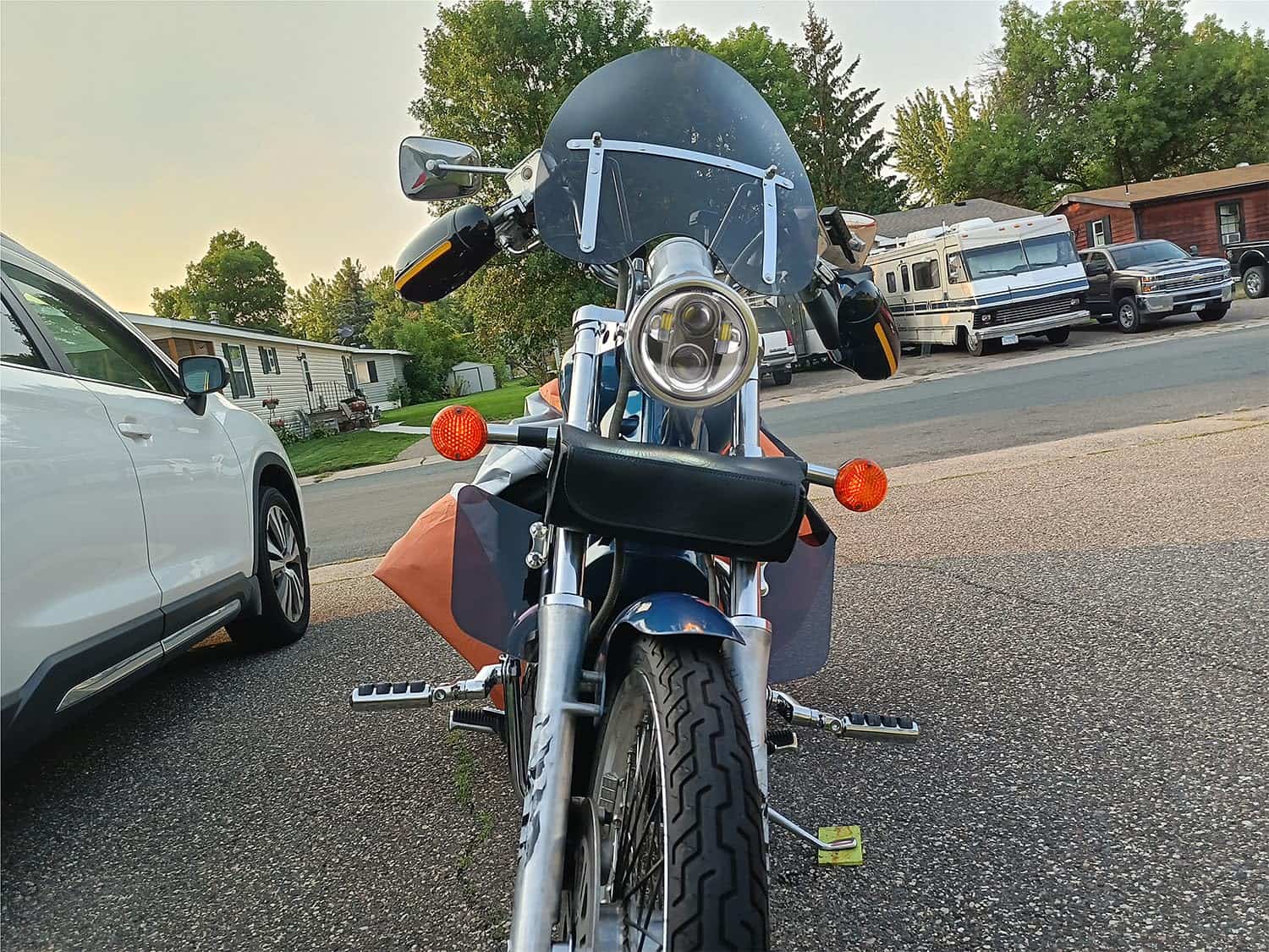 SINLIRU Faro LED de 5.75 pulgadas con Cubierta Cromada para - Imagen 8