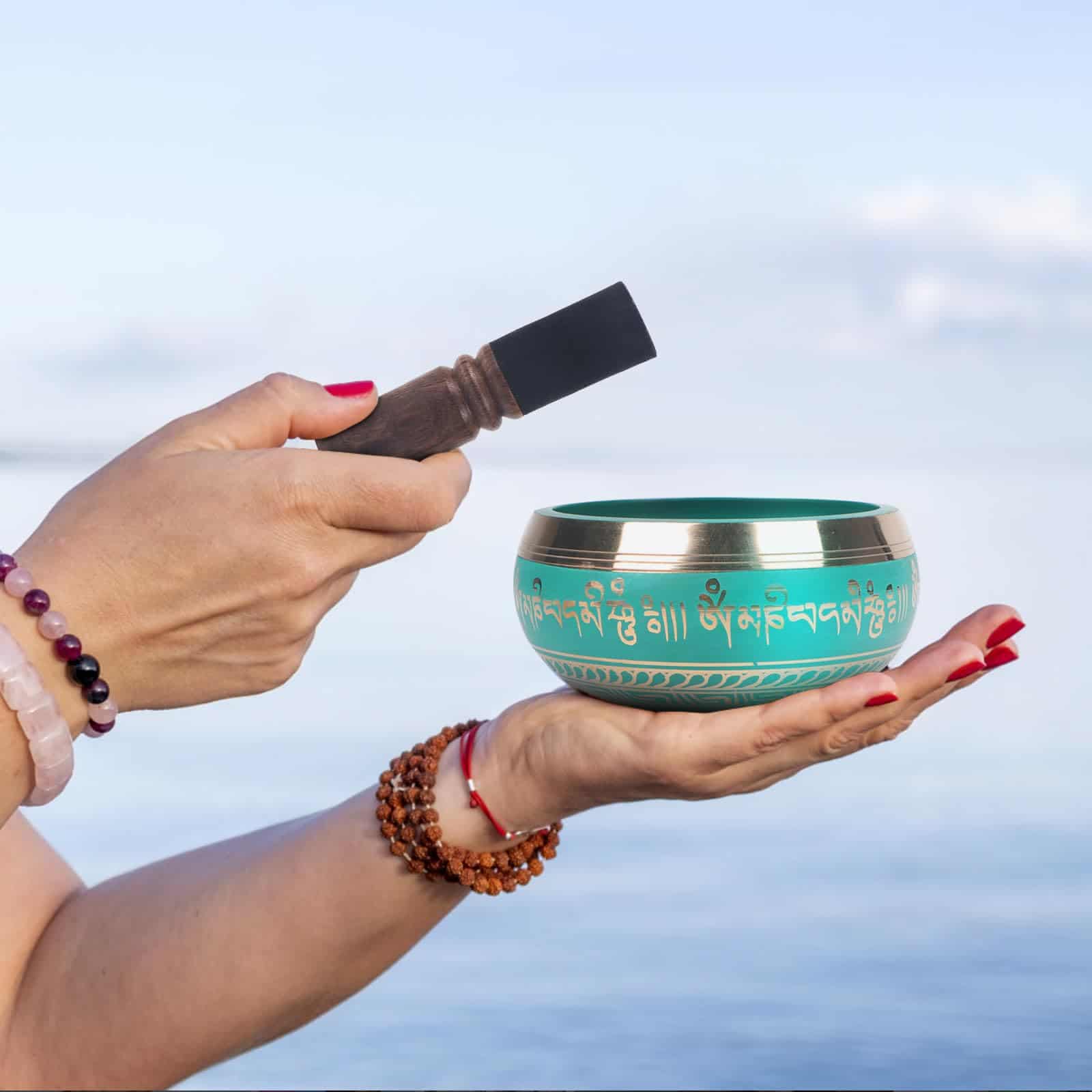 Set de Cuencos Tibetanos de Kmise - Hecho a Mano en Nepal - Imagen 5