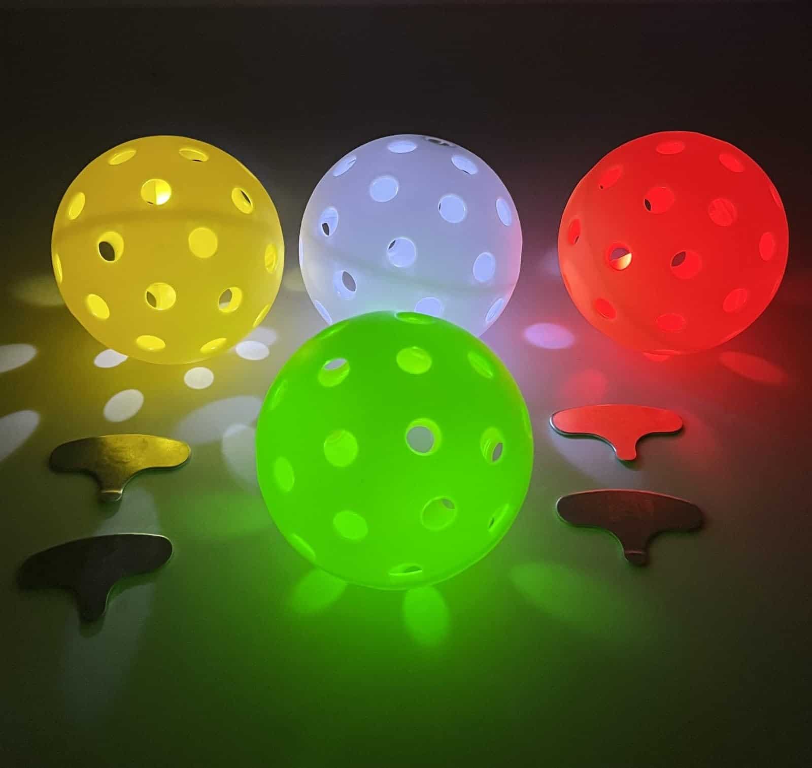 Pelota de Pickleball LED Glow in The Dark, Paquete de 4 - Imagen 3