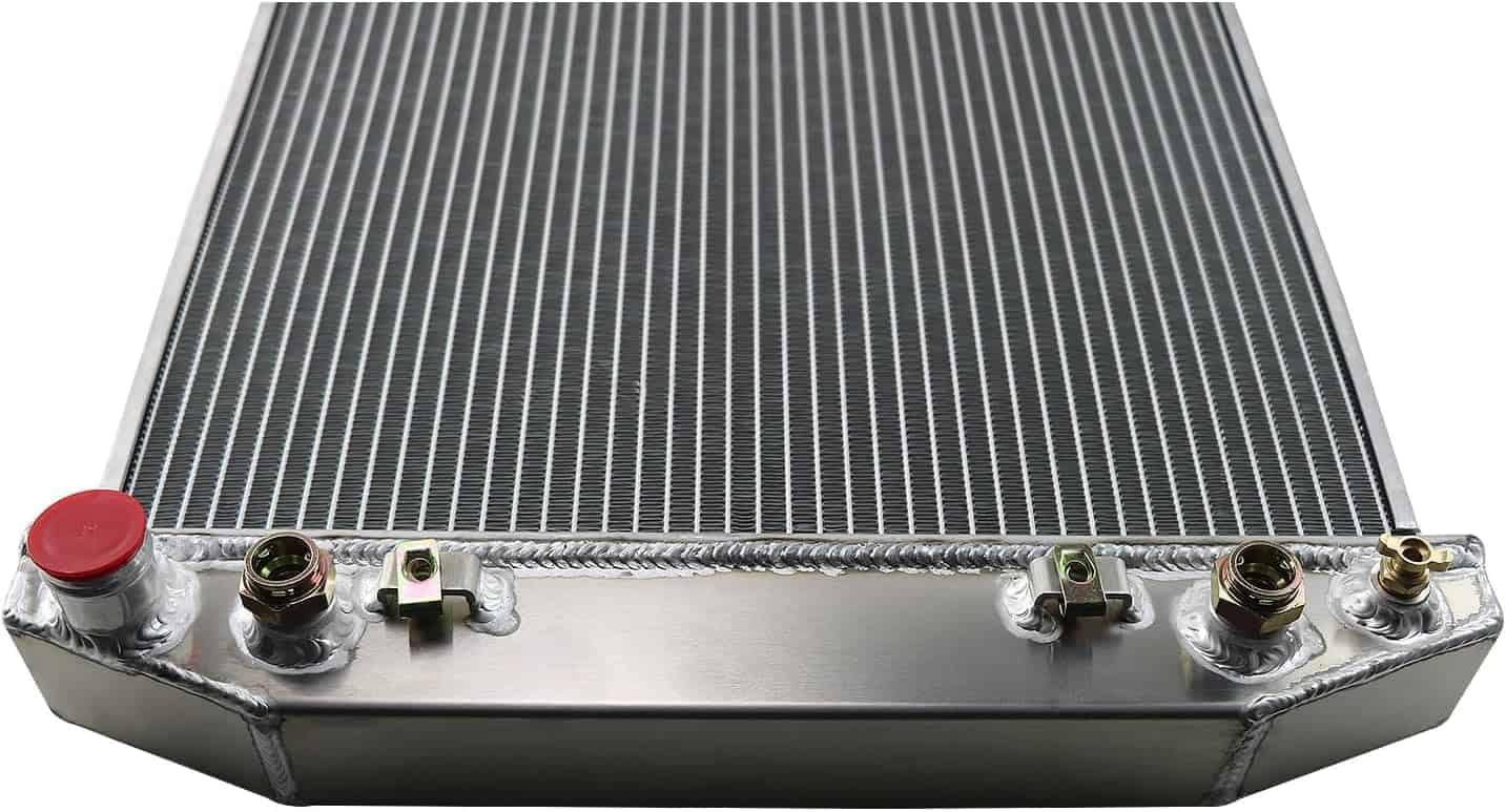 Radiador de Aluminio de 4 Hileras Compatible con Chevy P30 - Imagen 5