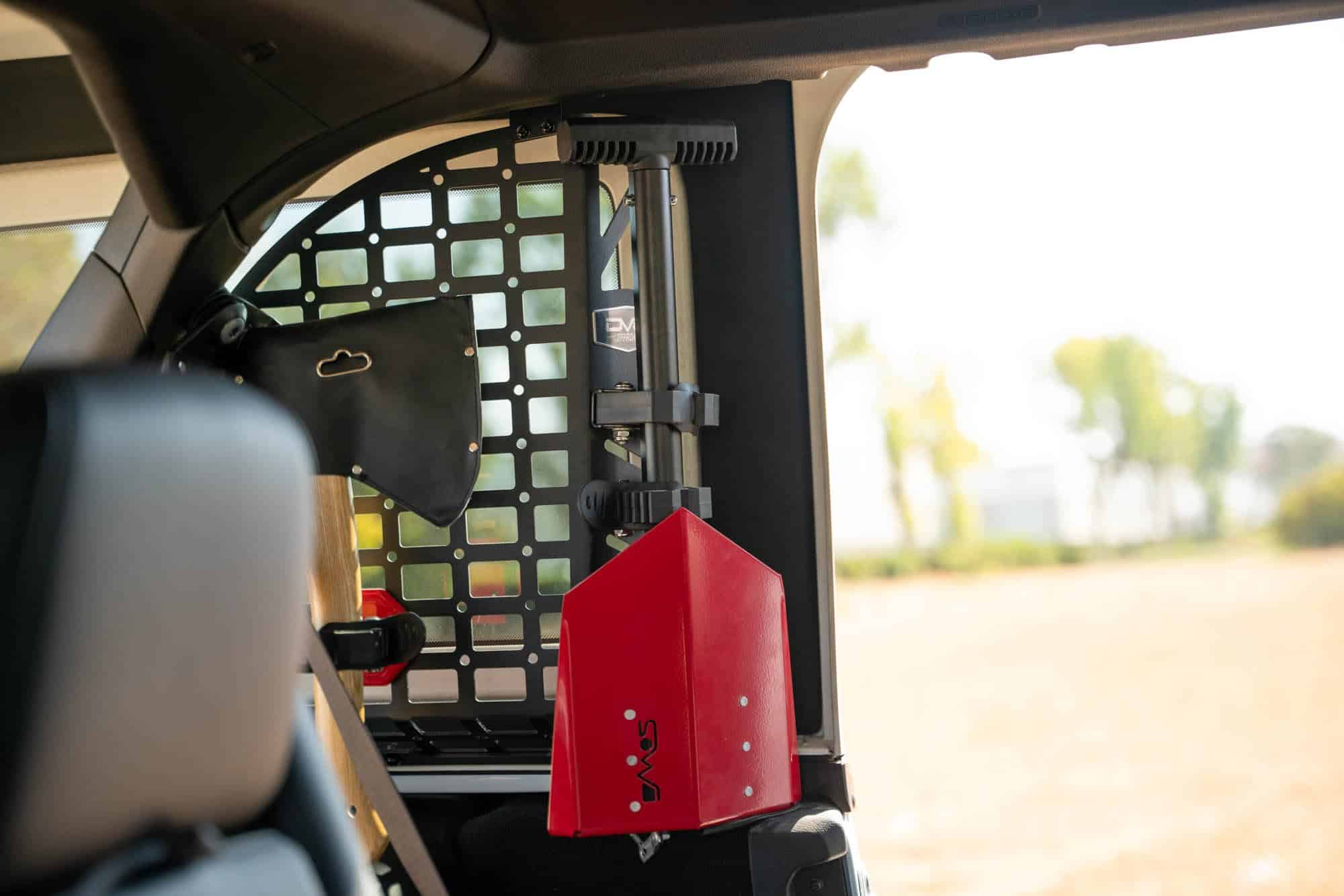 Soportes de liberación rápida universales DV8 Offroad | - Imagen 4