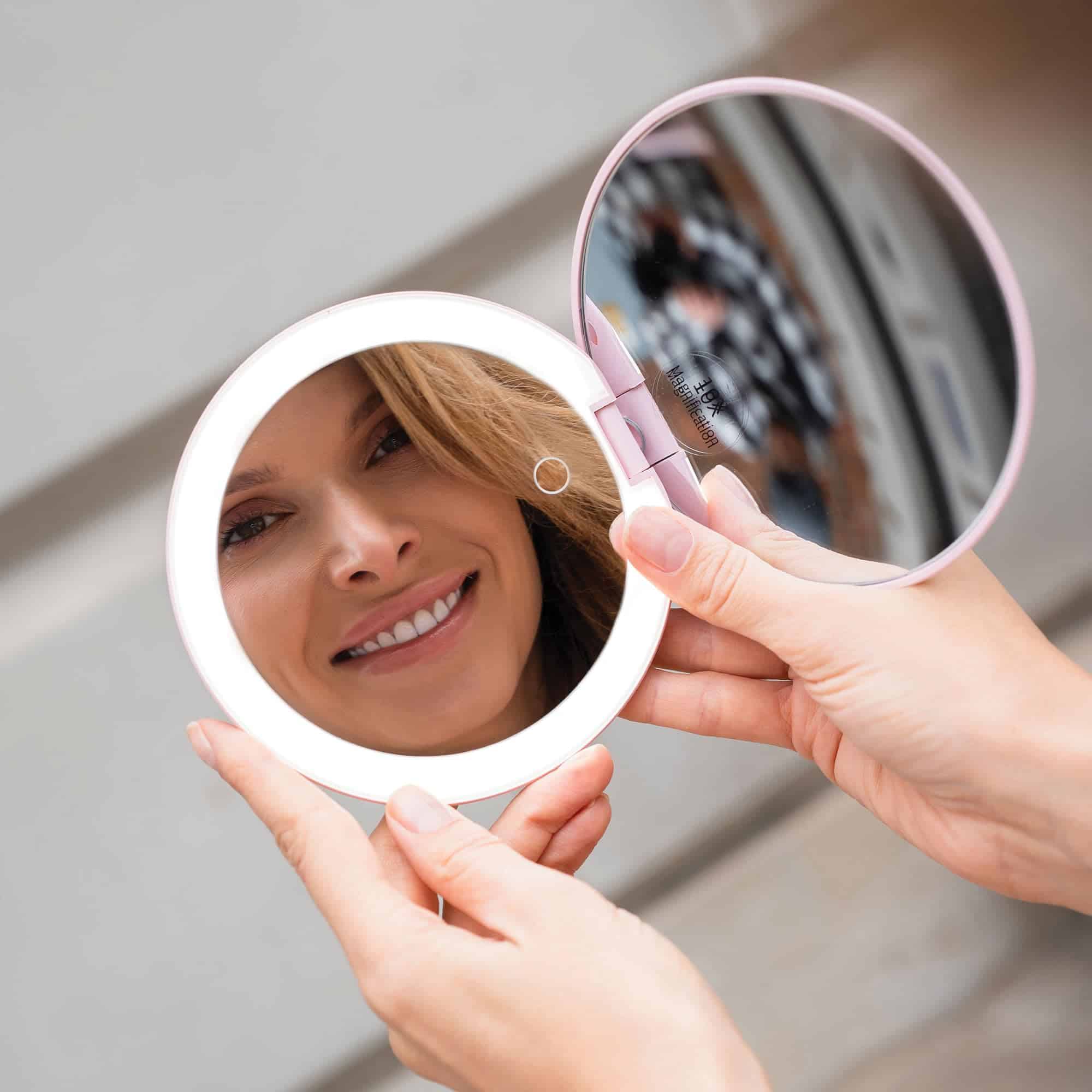 Espejo Compacto LED Ilios Lighting con Luz y Espejo de - Imagen 6