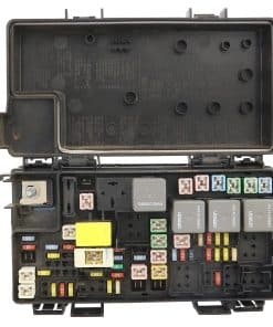 Módulo de Caja de Fusibles Compatible con 2008 Jeep