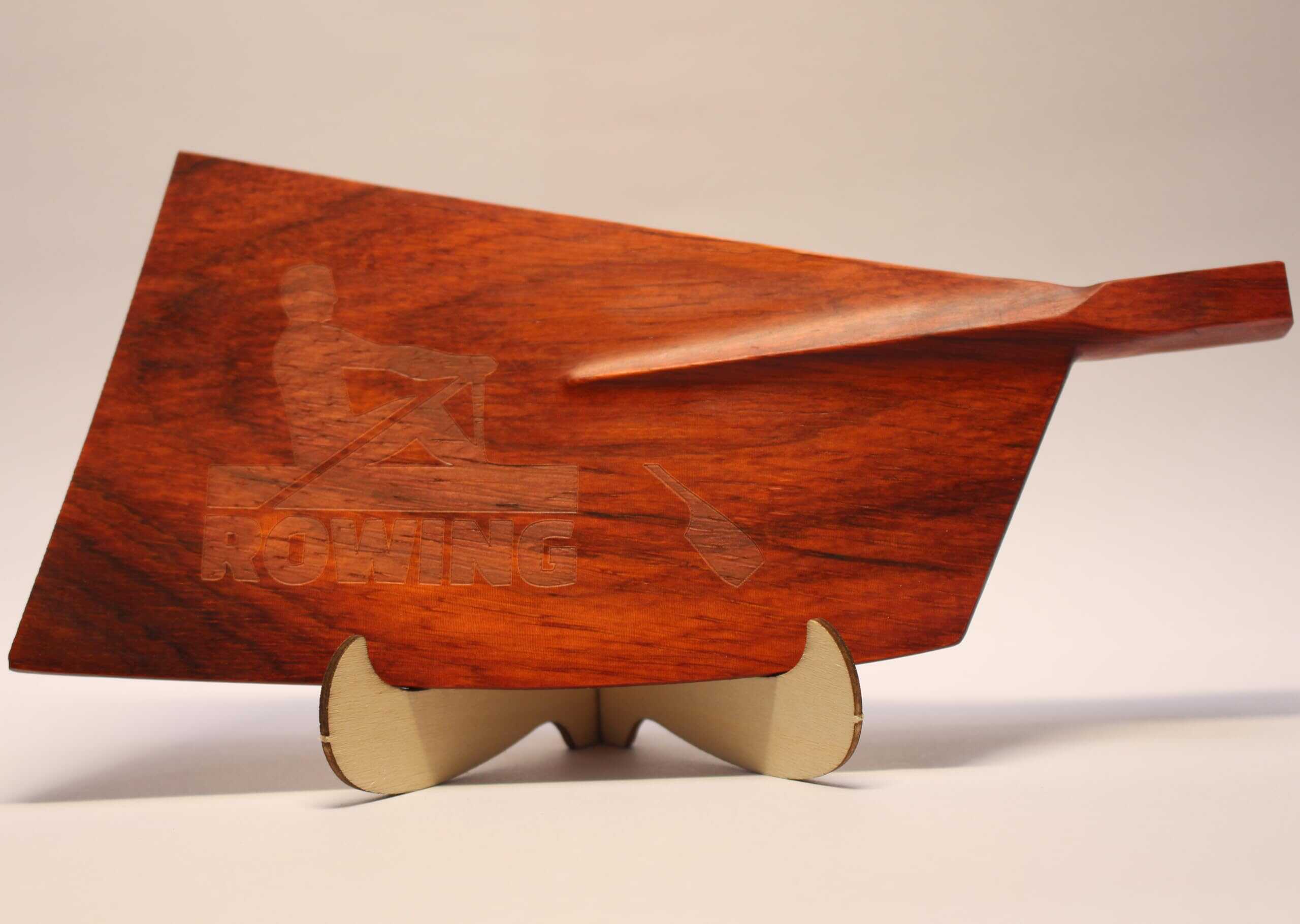 Remo de madera de 7 pulgadas a escala RG51