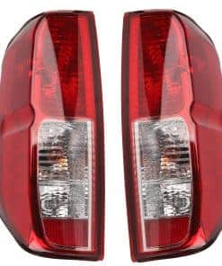 Luces traseras con bombilla halógena compatible con Nissan