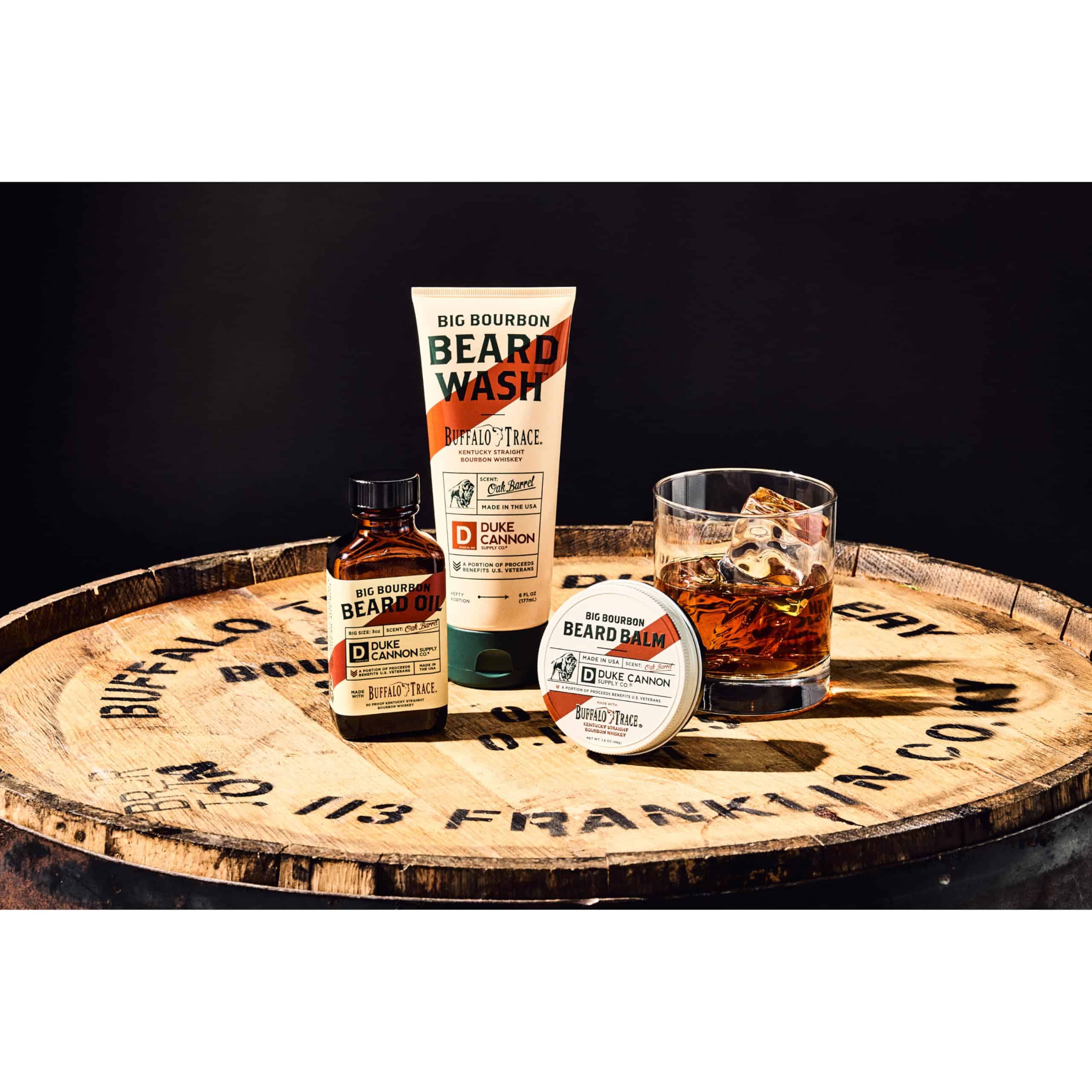 Conjunto de Aseo de Bourbon Duke Cannon para Hombres - - Imagen 9