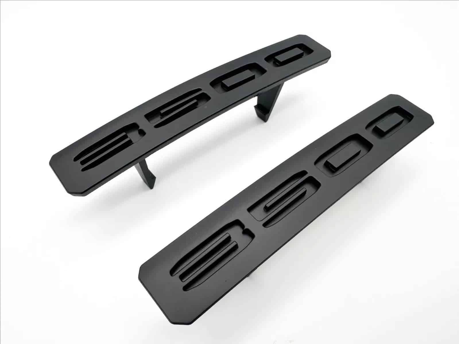 2Pcs Emblemas Personalizados para Parachoques Delantero