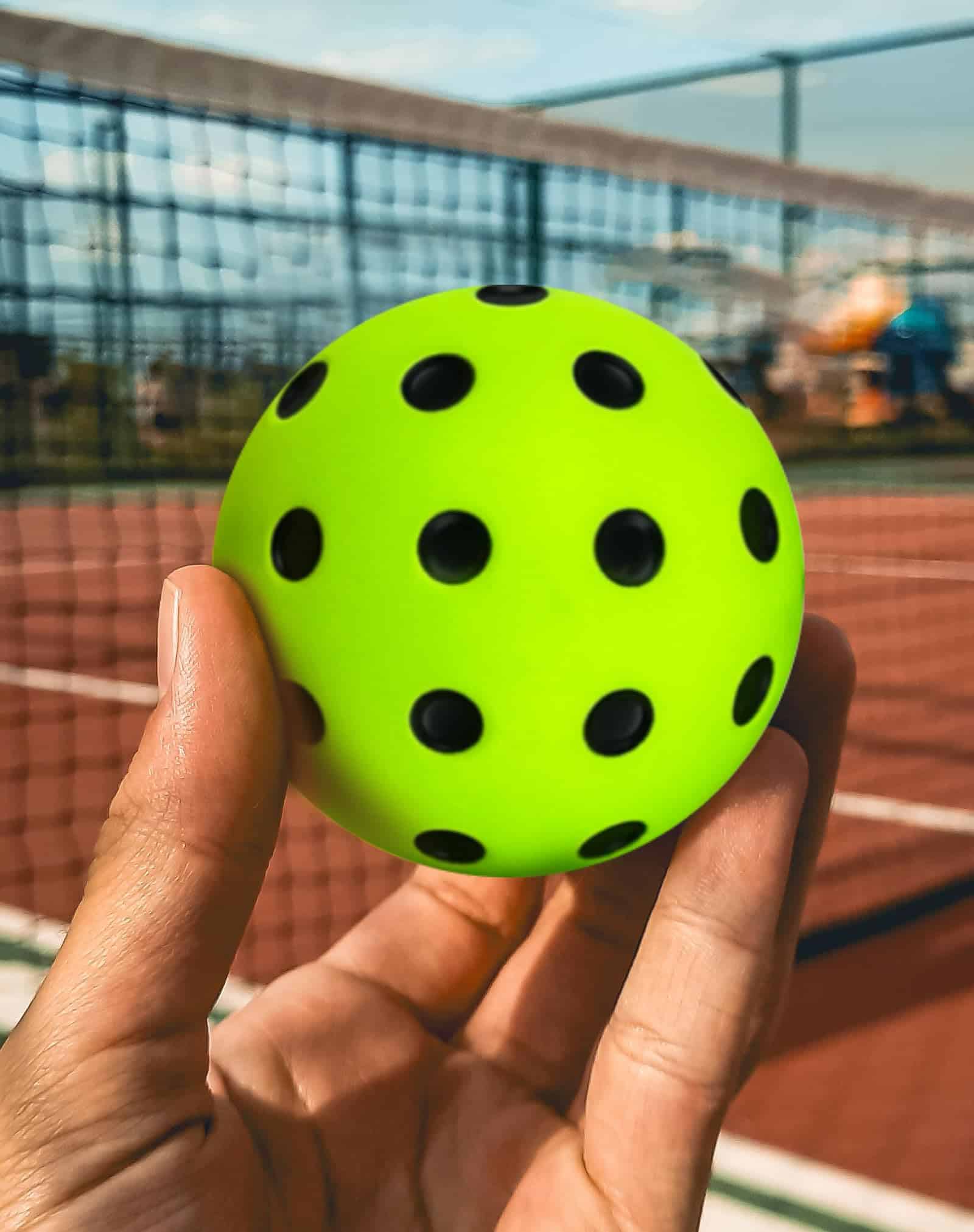 Paquete de 12 Pelotas de Pickleball de Espuma Tarutaru - - Imagen 10