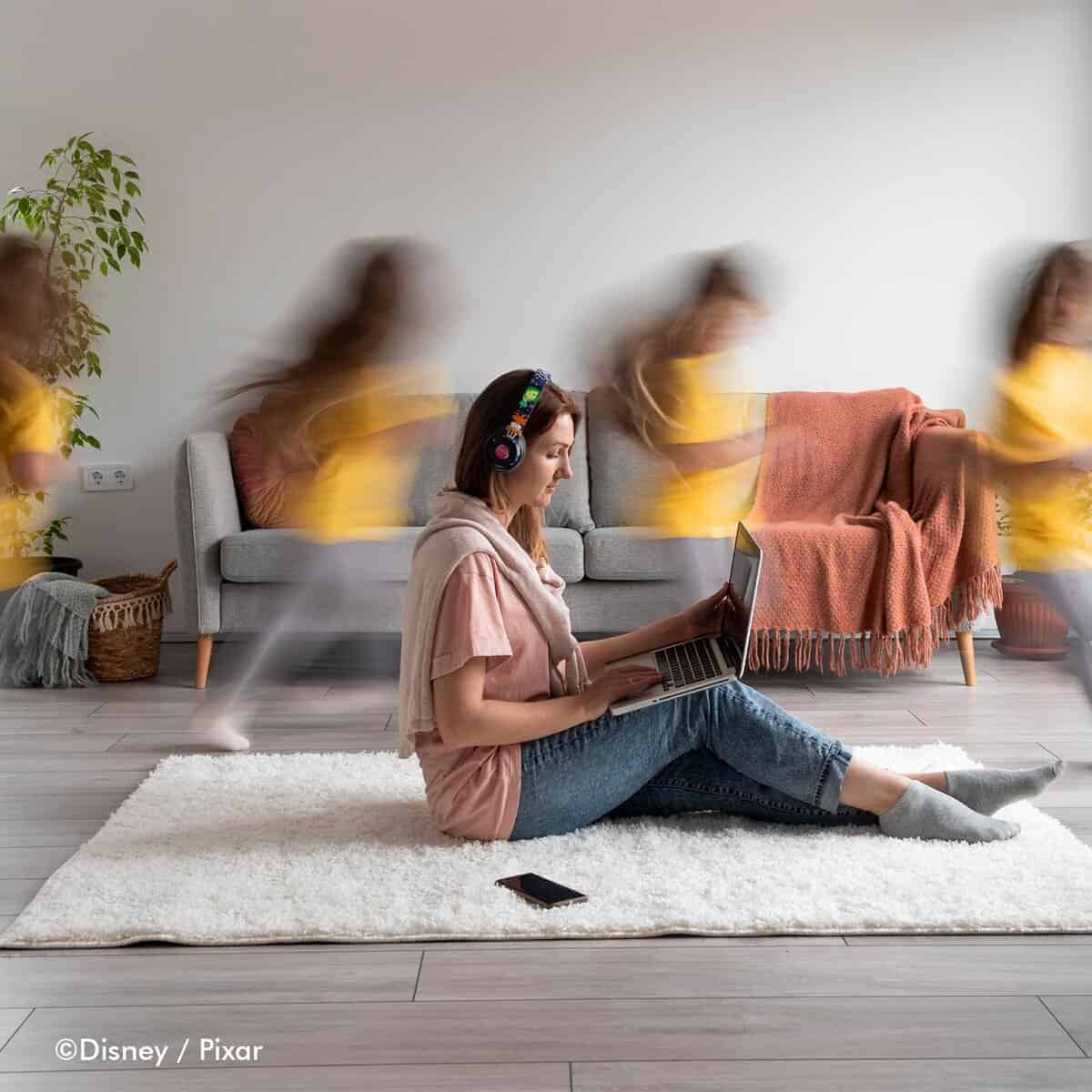 Audífonos Bluetooth Over-Ear de Disney/Pixar Inside Out 2 | - Imagen 8