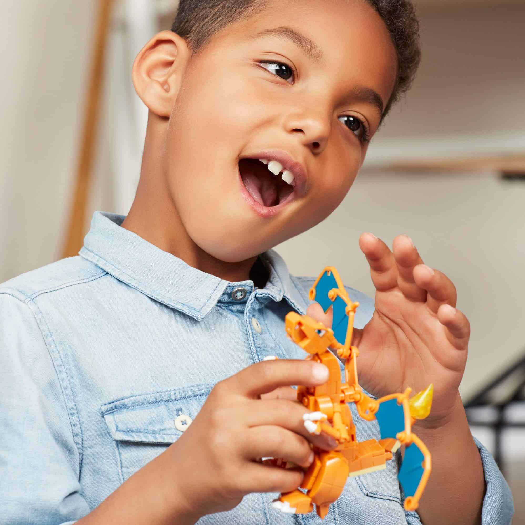 Mega Construx Pokemon Charizard - Imagen 4