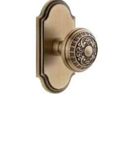 Placa de arco Grandeur 812317 Paso con perilla Windsor en