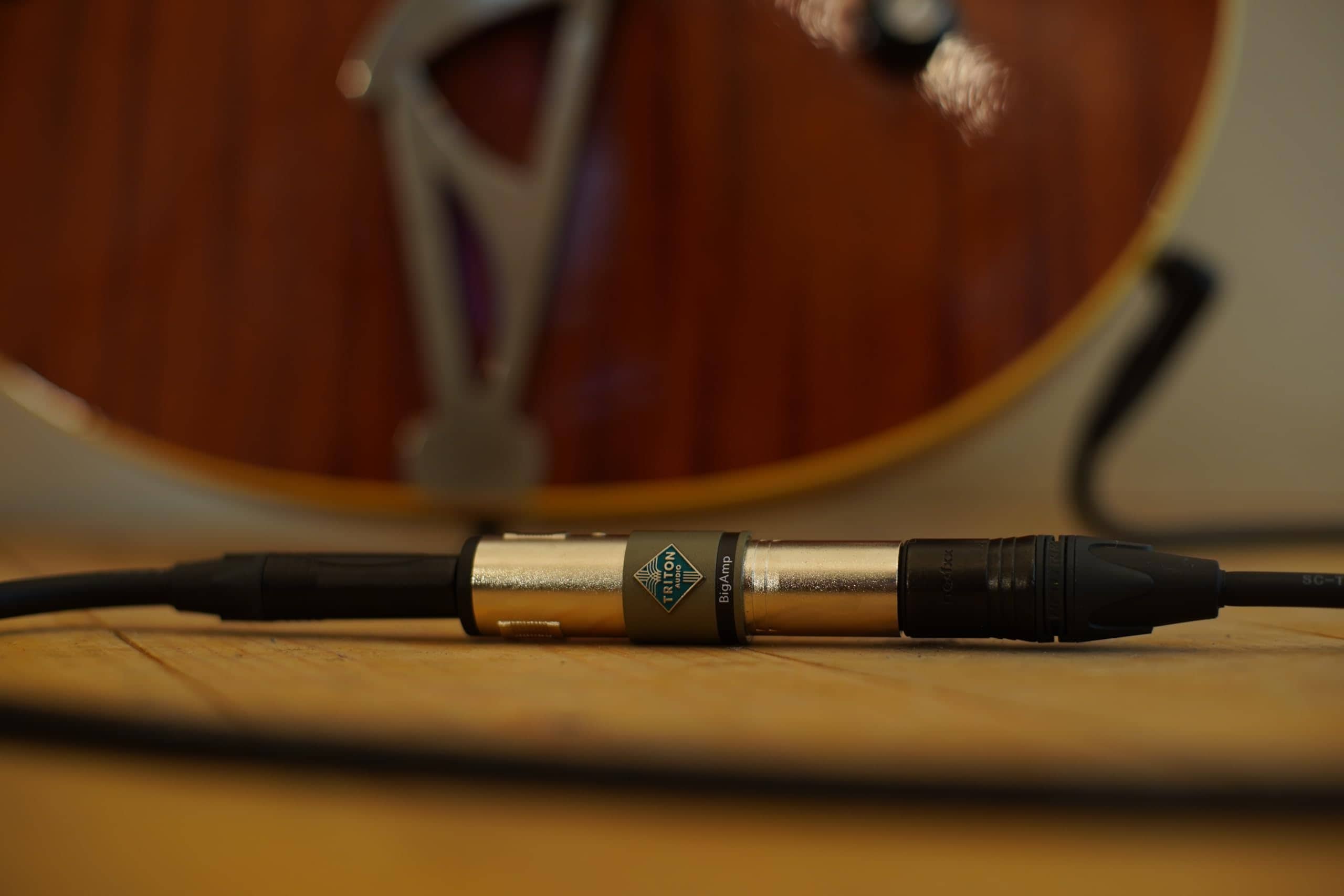 Preamp de Instrumento Triton Audio BigAmp - Imagen 9