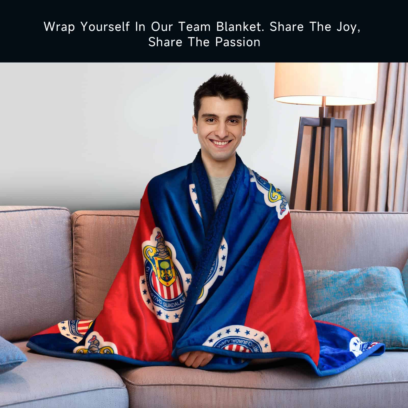 Manta con forro Sherpa Chivas Silk Touch 50x60 - Imagen 7