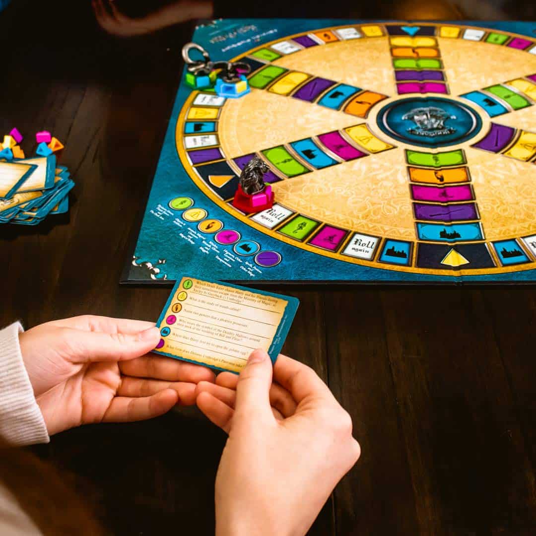 USAOPOLY Trivial Pursuit World of Harry Potter Ultimate - Imagen 7