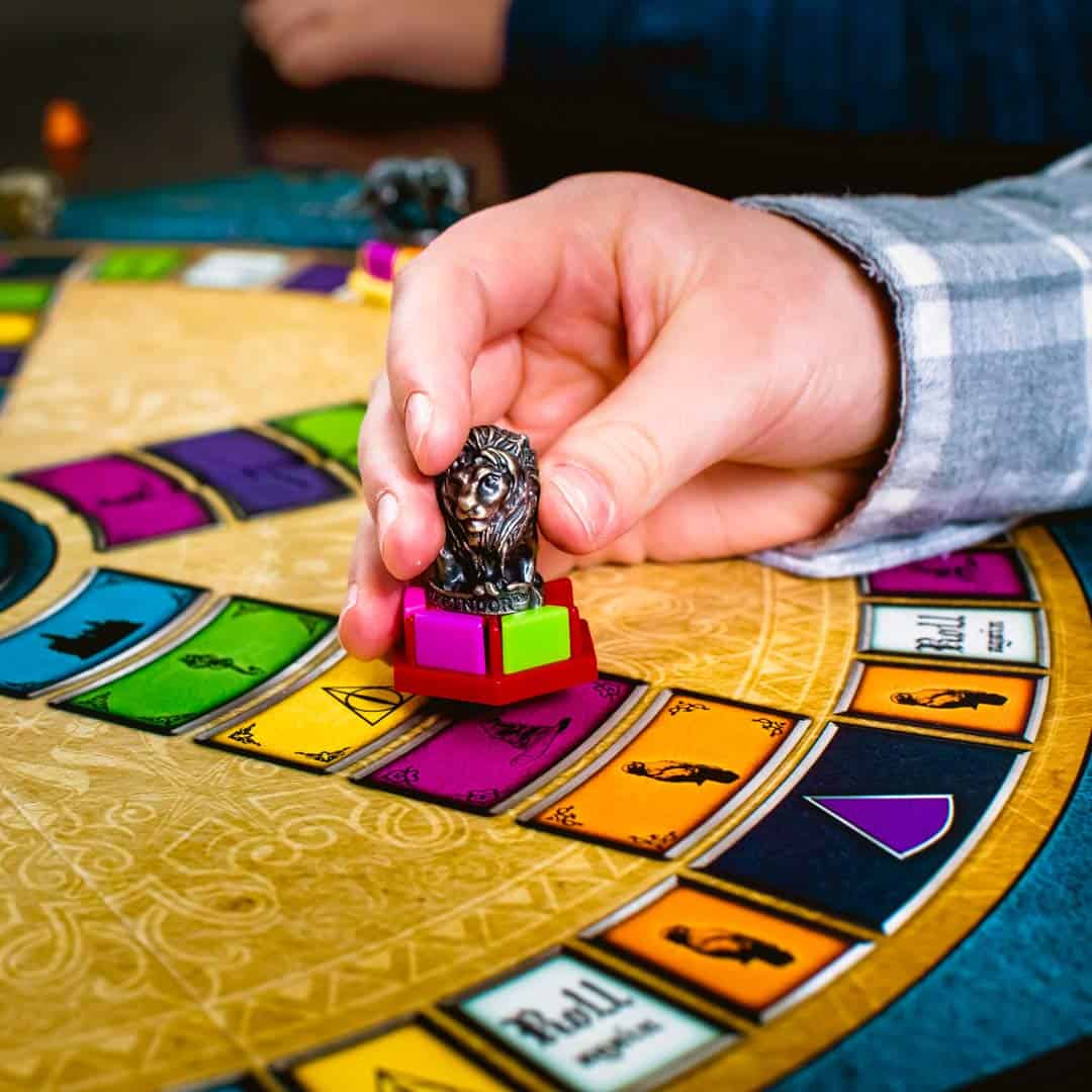 USAOPOLY Trivial Pursuit World of Harry Potter Ultimate - Imagen 8