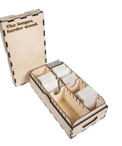 Estuche de madera para cartas de The Broken Token -