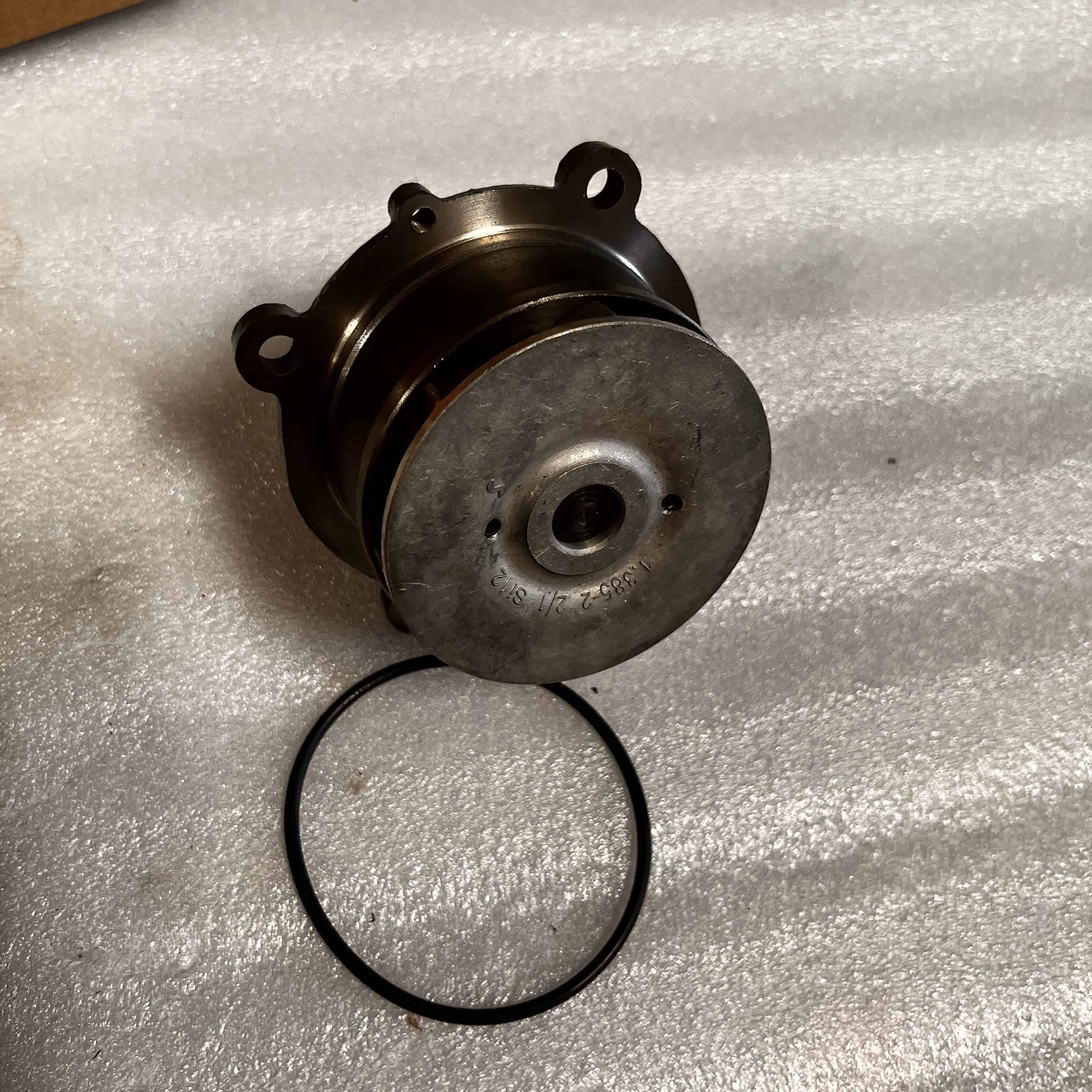 Bomba de agua 04299143 VOE21247955 21247955 COMPATIBLE con - Imagen 3