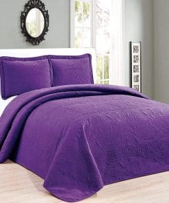 Elegante casa hermoso y extra grande cubrecama de color