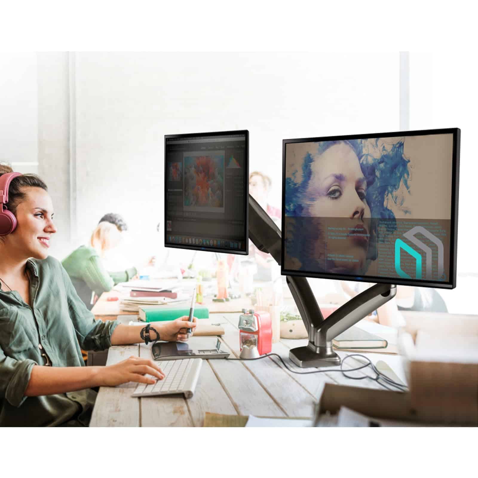 Montaje de Doble Monitor ONKRON para Pantallas de 13-32 - Imagen 3