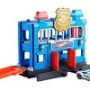 Hot Wheels Downtown Police Station Breakout Vehicle Playset