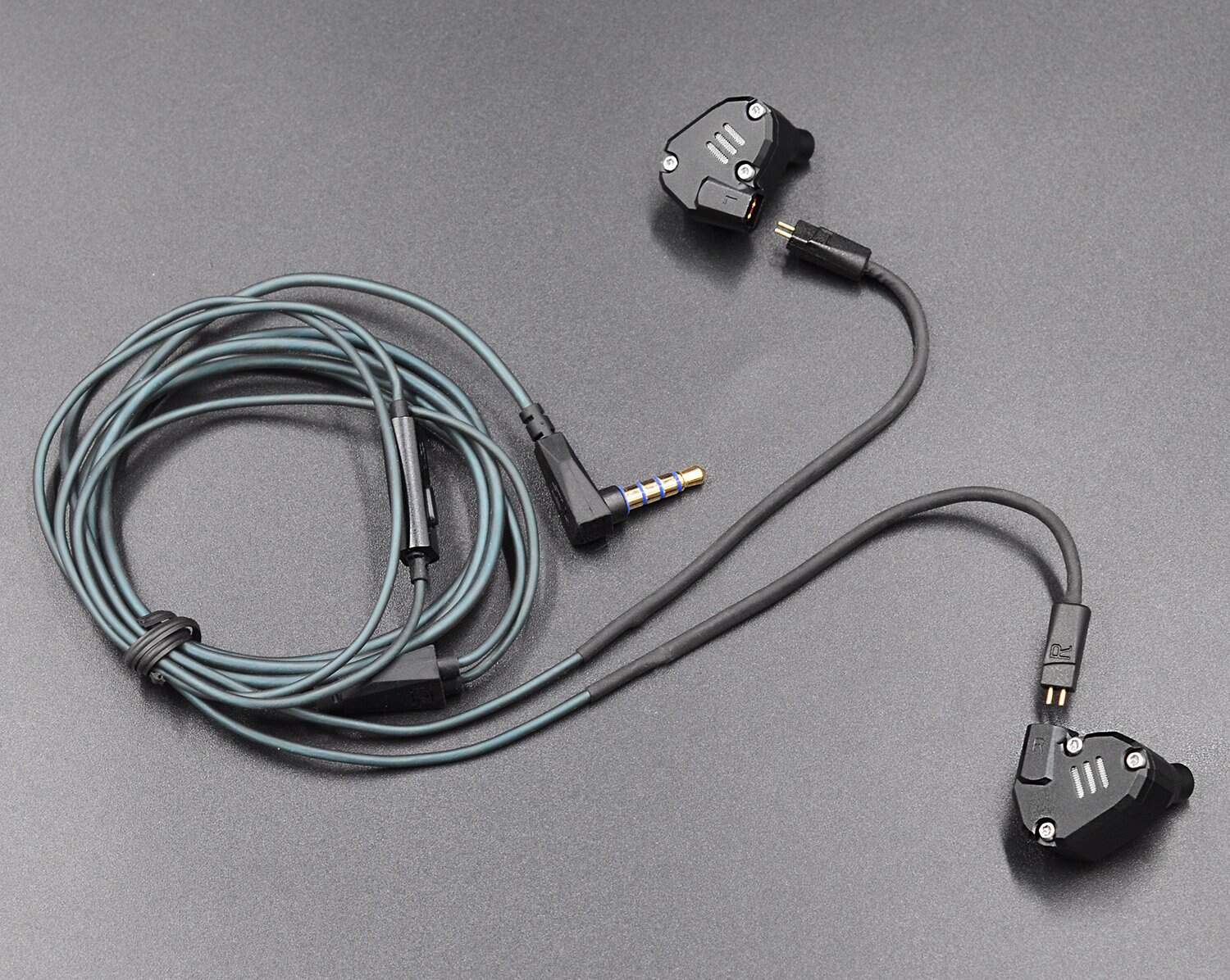 Audífonos de Cuatro Conductores, ERJIGO KZ ZS6 Alta - Imagen 3