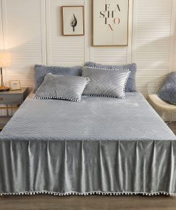 Falda de Cama de Lujo LIFEREVO con Pompones de Terciopelo,