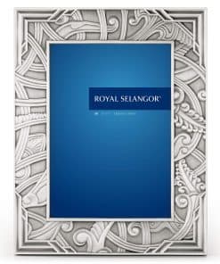 Portarretratos de peltre de la colección Atiya de Royal